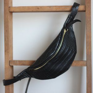 City chic fanny pack